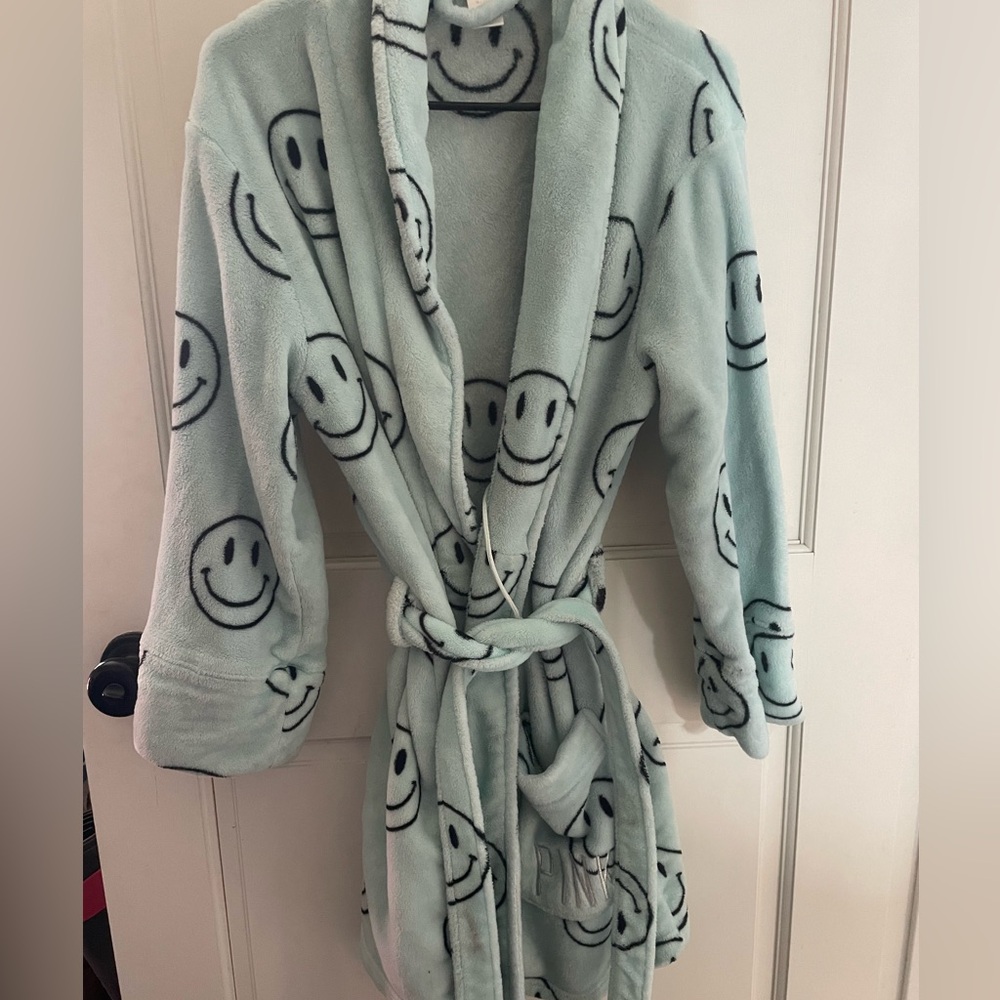 Victorias Secret Pink Robe